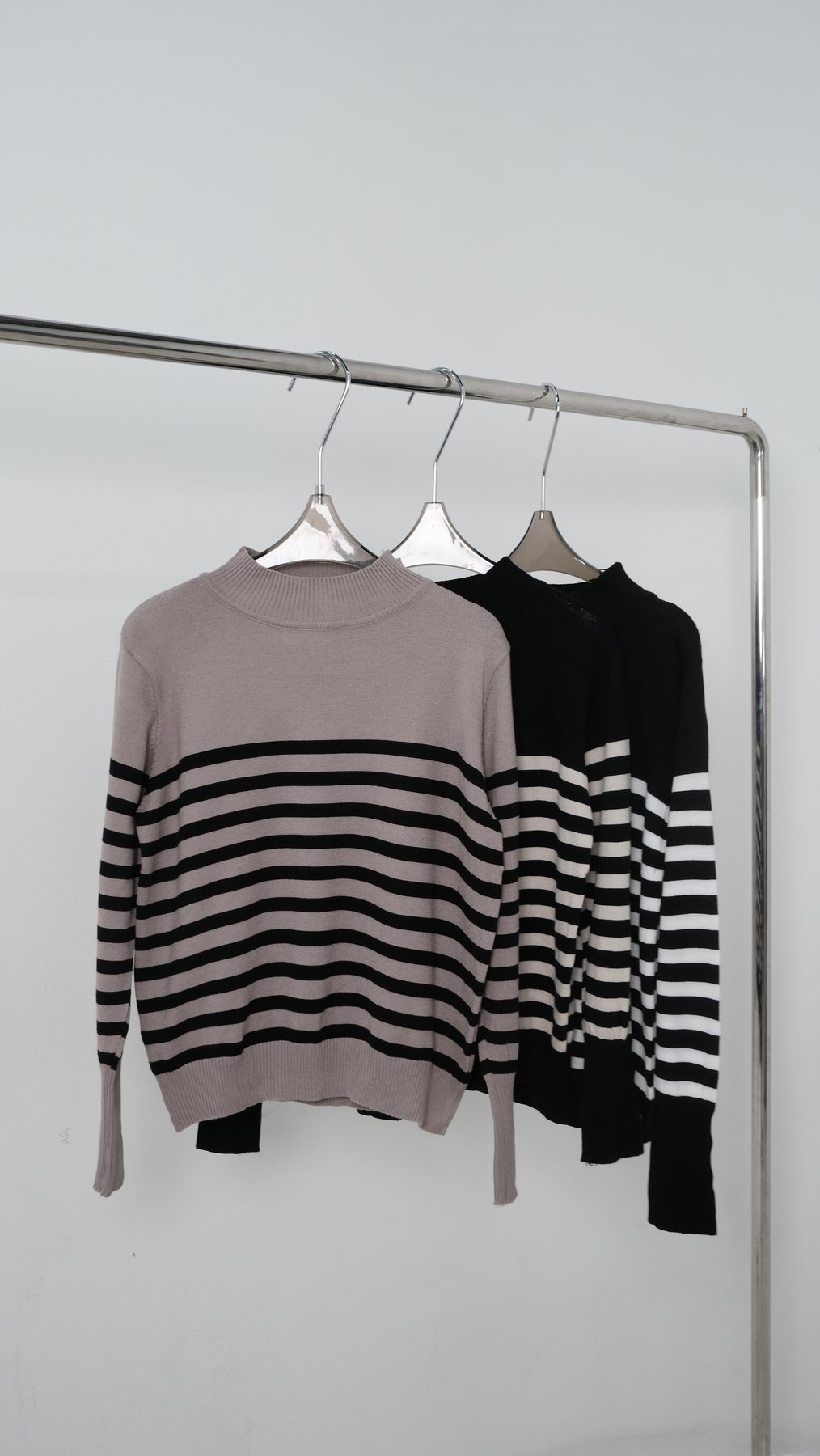 S&L knitwear rail