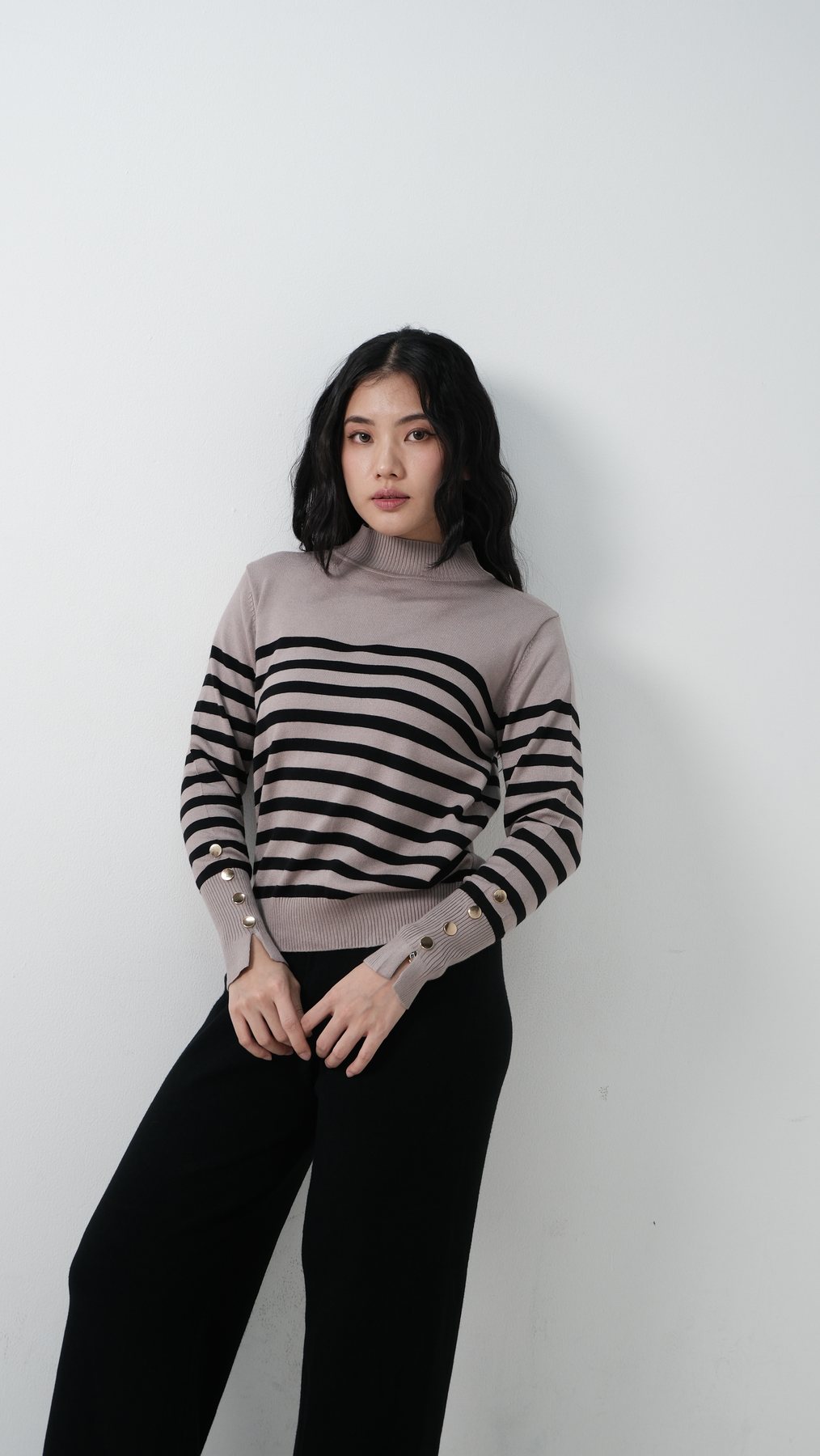 Gold Botton Salur Knit